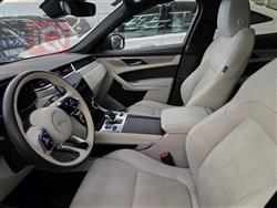 جاگوار F-Pace
